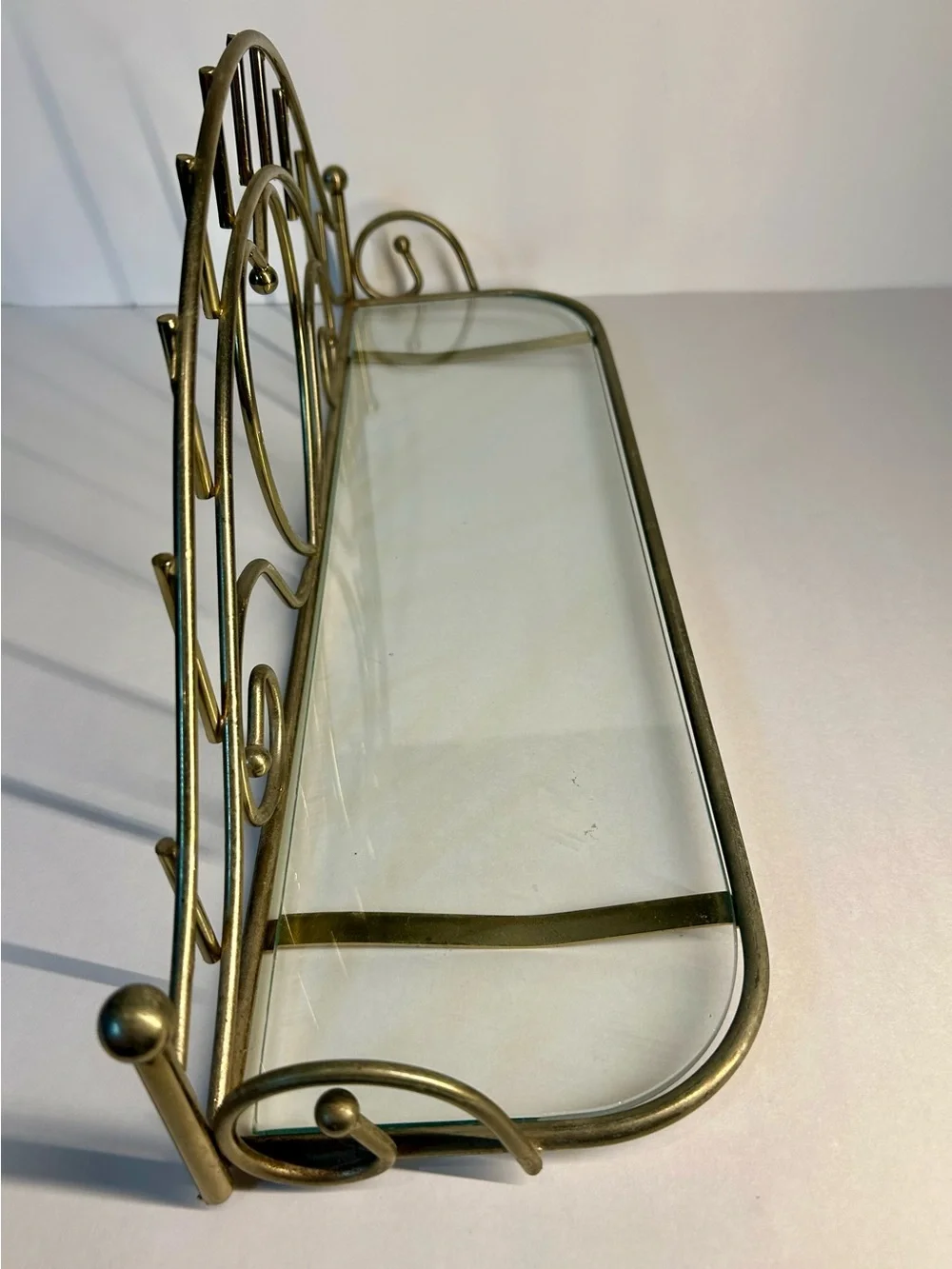 Vintage Brass Style Heart Metal Wall Display Shelf with Glass Tray